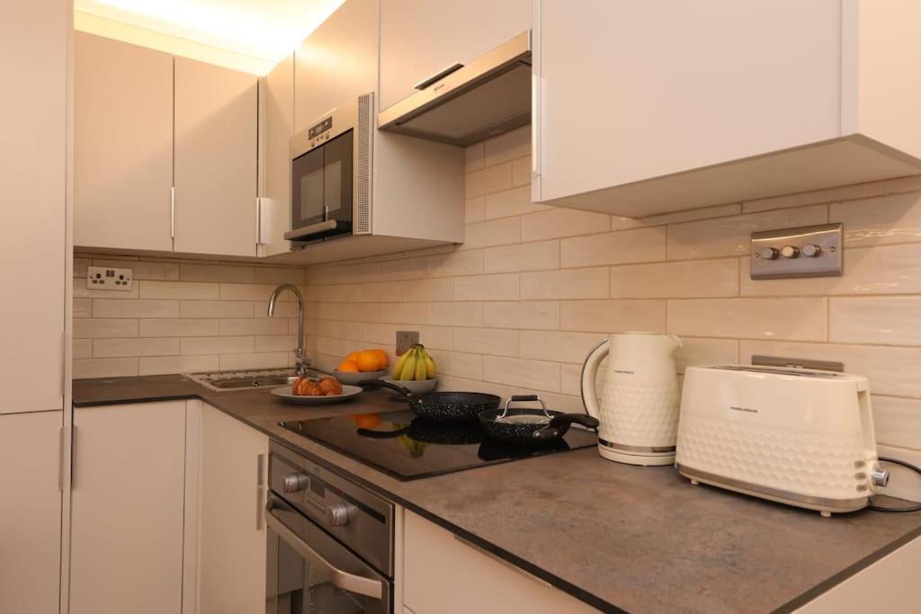 Riverside Serviced Apartments London Exteriör bild